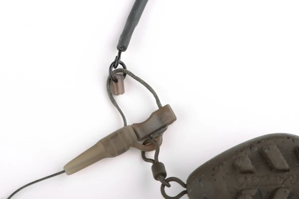 Pole Position CS Leadclip + Leader Action Pack Weed 45lb 1m (3pcs) 4 Pole Position CS Leadclip + Leader Action Pack Weed 45lb 1m (3pcs) - Afbeelding 2